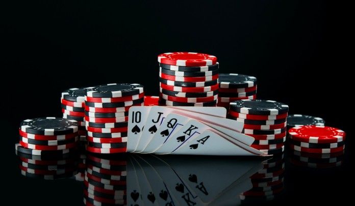 Lucky i8 پاکستان ریئل منی گیمز